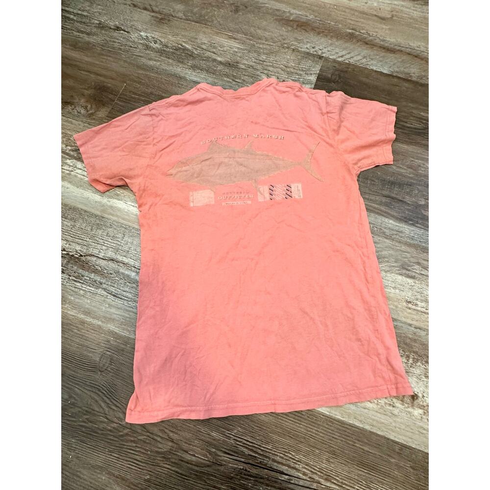 Southern Marsh men’s tee in salmon size XS